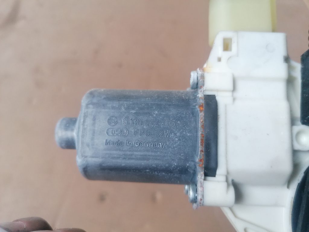 Stikla pacelšanas mehānisms aizmugurējais kreisais priekš FORD S-MAX 2006-2015 130822286 5 Stikla pacelšanas mehānisms aizmugurējais kreisais priekš FORD S-MAX 2006-2015 130822286