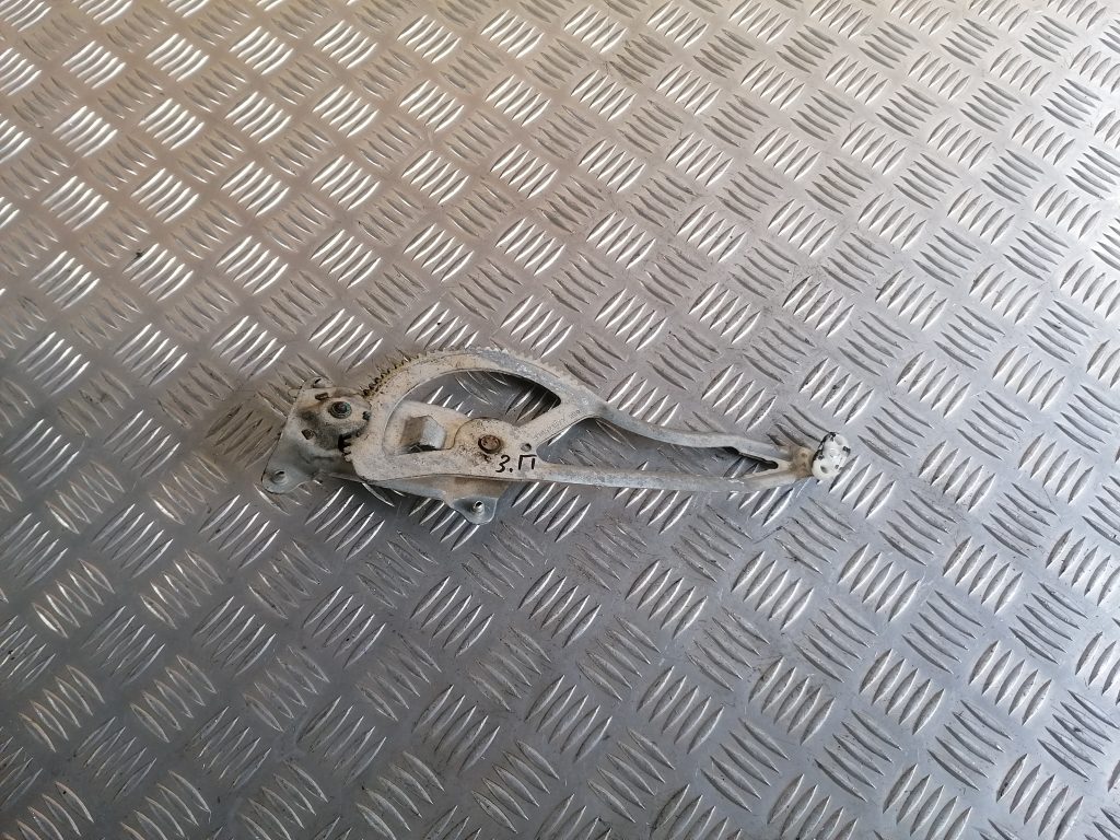 Stikla pacelšanas mehānisms aizmugurējais labais priekš OPEL ASTRA 2002 2 Stikla pacelšanas mehānisms aizmugurējais labais priekš OPEL ASTRA 2002