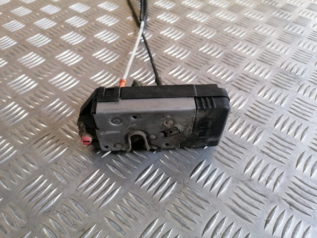 Aizmugurējo kreiso durvju slēdzene priekš OPEL ASTRA 2002