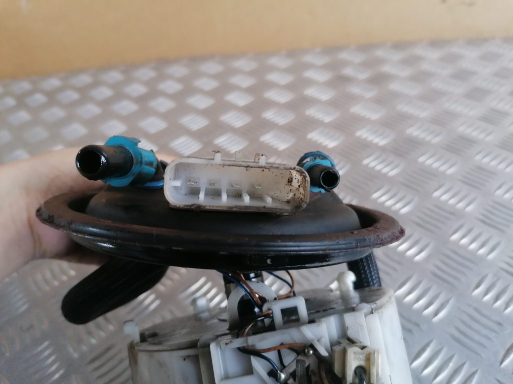 Degvielas tvertnes sūknis priekš OPEL ASTRA 2002