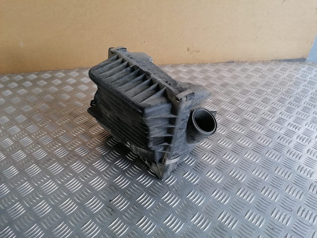 Gaisa filtra korpuss priekš OPEL ASTRA 2002 1 Gaisa filtra korpuss priekš OPEL ASTRA 2002