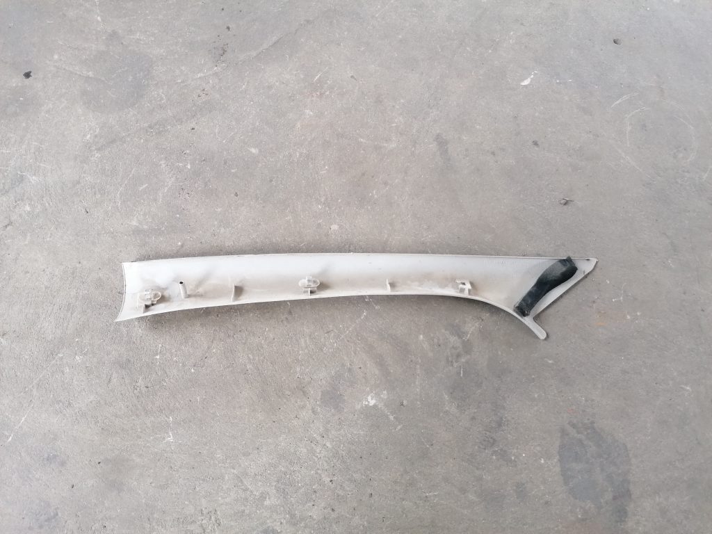 Priekšējas salona statnes apdare priekš OPEL ASTRA 2002 2 Priekšējas salona statnes apdare priekš OPEL ASTRA 2002