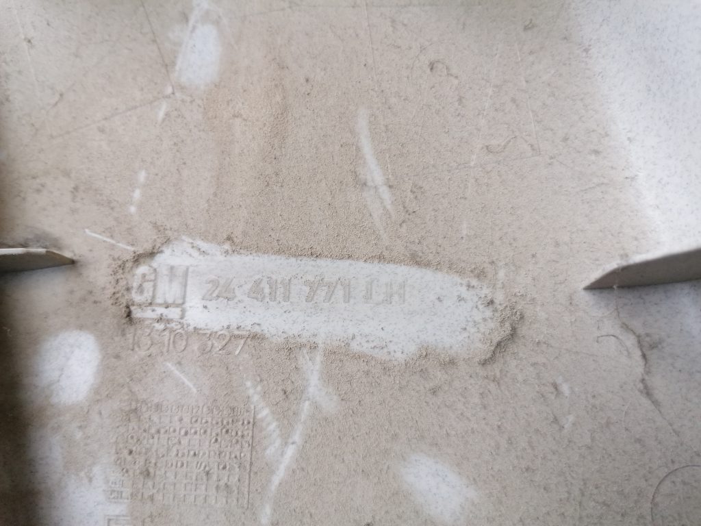 Vidējas salona statnes apdare priekš OPEL ASTRA 2002