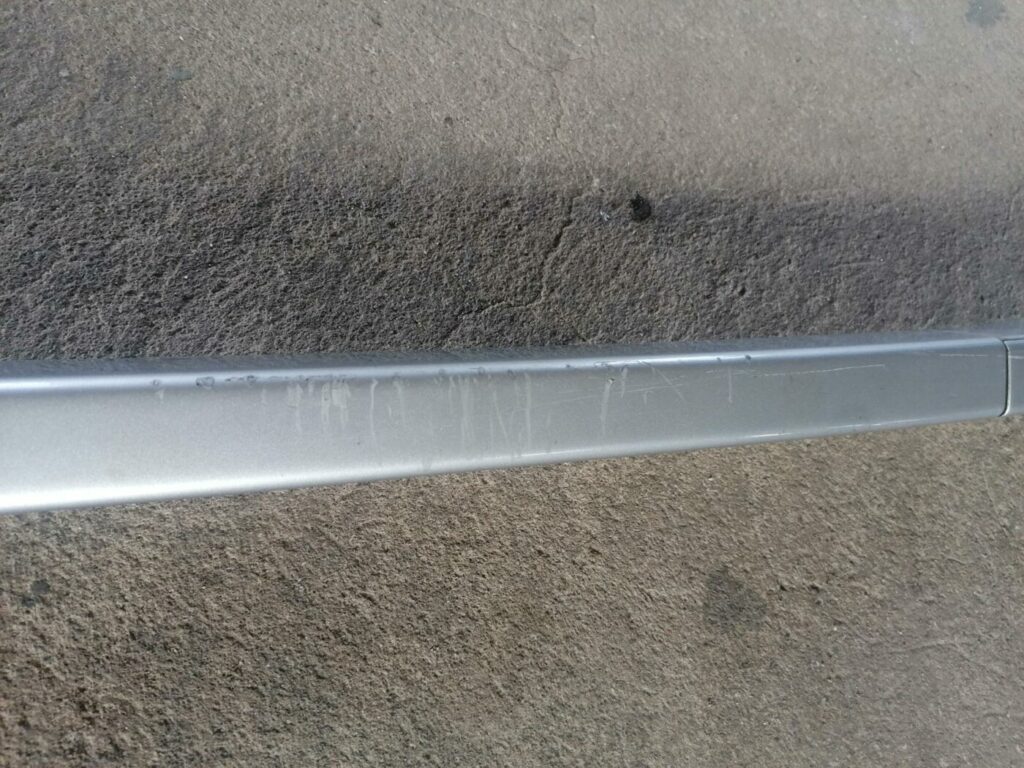 Jumta reliņi priekš TOYOTA AVENSIS 2007 3 Jumta reliņi priekš TOYOTA AVENSIS 2007