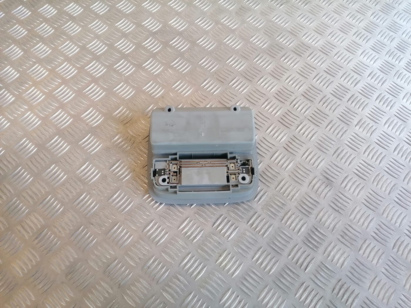 Salona apgaismojuma panelis priekš HONDA ACCORD 2007 YR562P 2 Salona apgaismojuma panelis priekš HONDA ACCORD 2007 YR562P