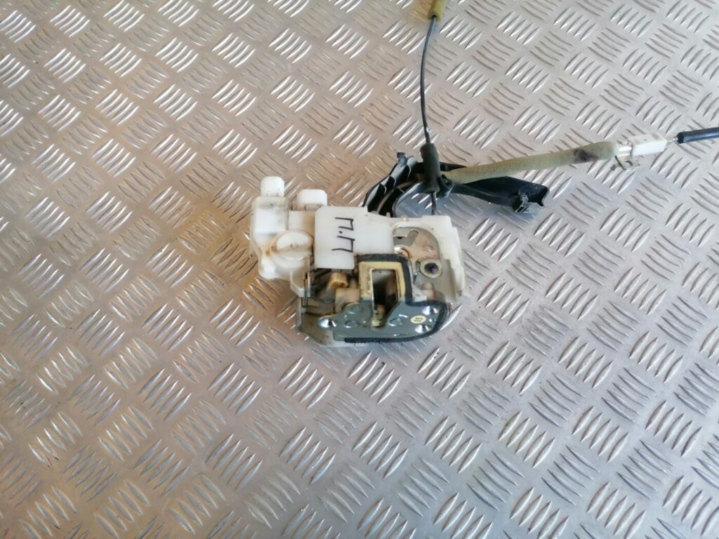 Priekšējo labo durvju slēdzene priekš HONDA ACCORD 2007 YR562P 2 Priekšējo labo durvju slēdzene priekš HONDA ACCORD 2007 YR562P