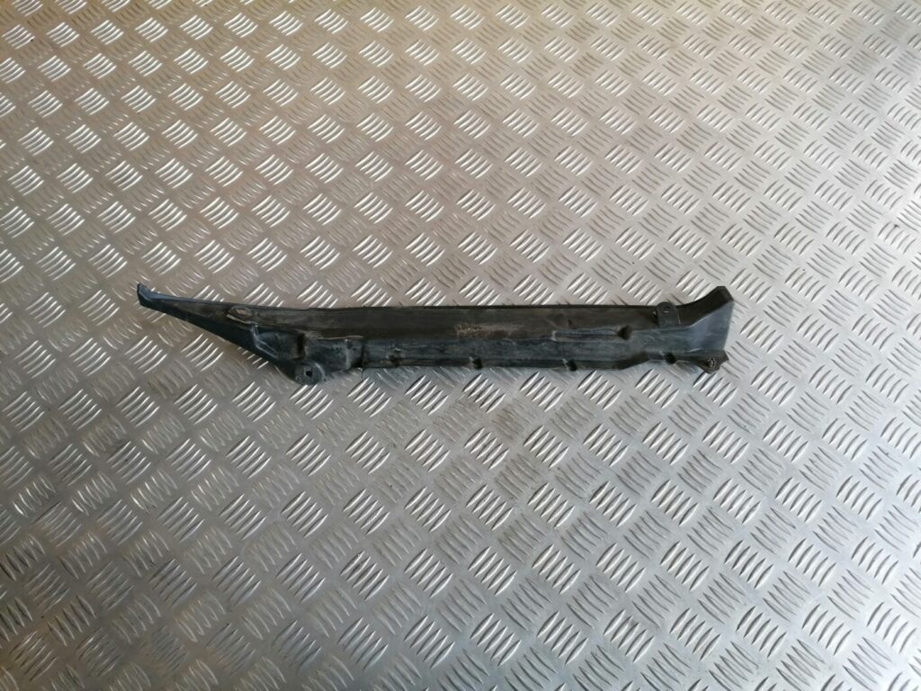 Ieliktņis starp spārnu un durvīm priekš HONDA ACCORD 2007 YR562P 3 Ieliktņis starp spārnu un durvīm priekš HONDA ACCORD 2007 YR562P