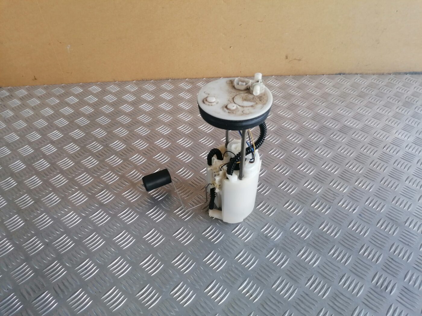 Degvielas tvertnes sūknis priekš HONDA CR-V 2006 1 Degvielas tvertnes sūknis priekš HONDA CR-V 2006