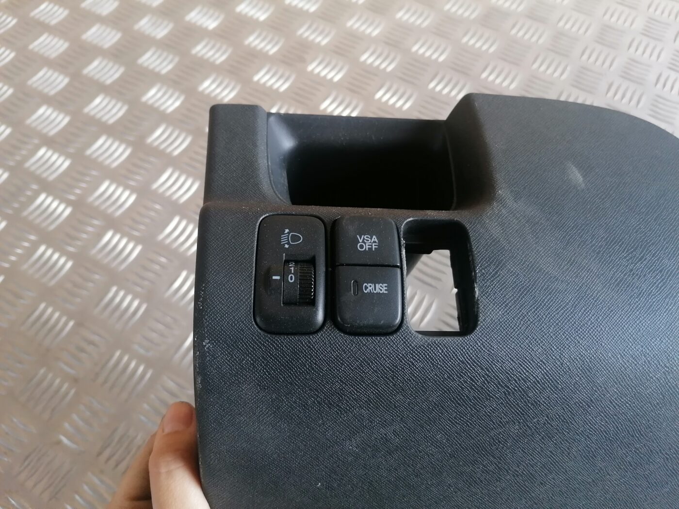 Mērinstrumentu paneļa apdare (zem stūres) priekš HONDA CR-V 2006 3 Mērinstrumentu paneļa apdare (zem stūres) priekš HONDA CR-V 2006