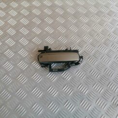 Aizmugurējāis labais durvju rokturis priekš AUDI A6 2008