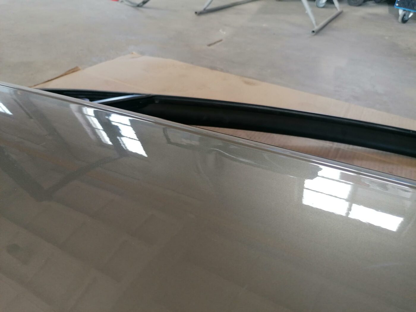 Priekšējās kreisās durvis priekš AUDI A6 2008 3 Priekšējās kreisās durvis priekš AUDI A6 2008