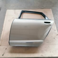 Aizmugurējās kreisās durvis priekš AUDI A6 2008