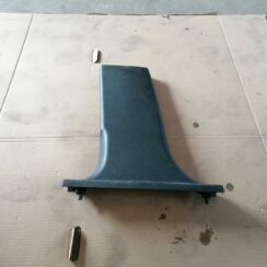 Vidējas salona statnes apdare priekš AUDI A6 2008