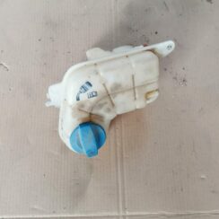 Dzesēšanas šķidruma tvertne priekš AUDI A6 2008