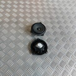 Durvju skaļrunis, apakšā priekš BMW 520D F11 2011 TOURING