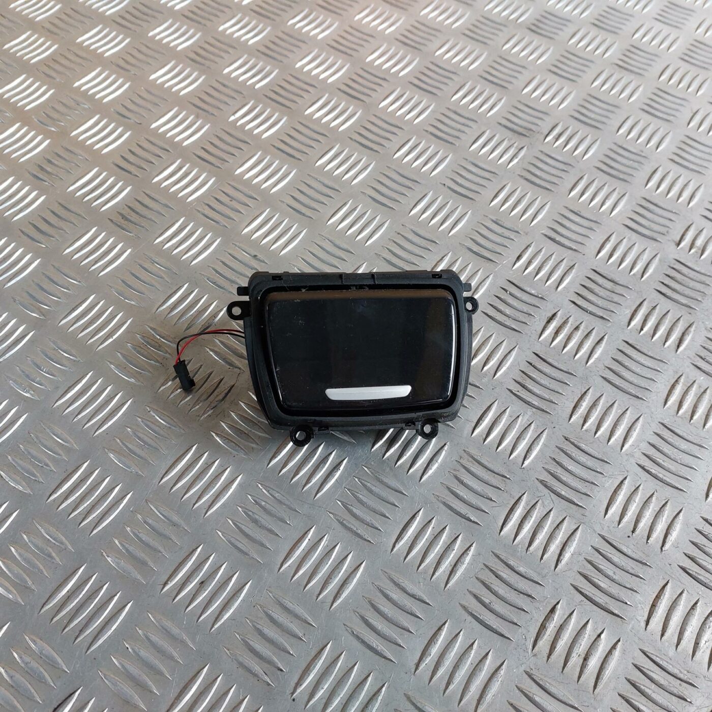 Pelnu trauks priekš BMW 520D F11 2011 TOURING 1 Pelnu trauks priekš BMW 520D F11 2011 TOURING