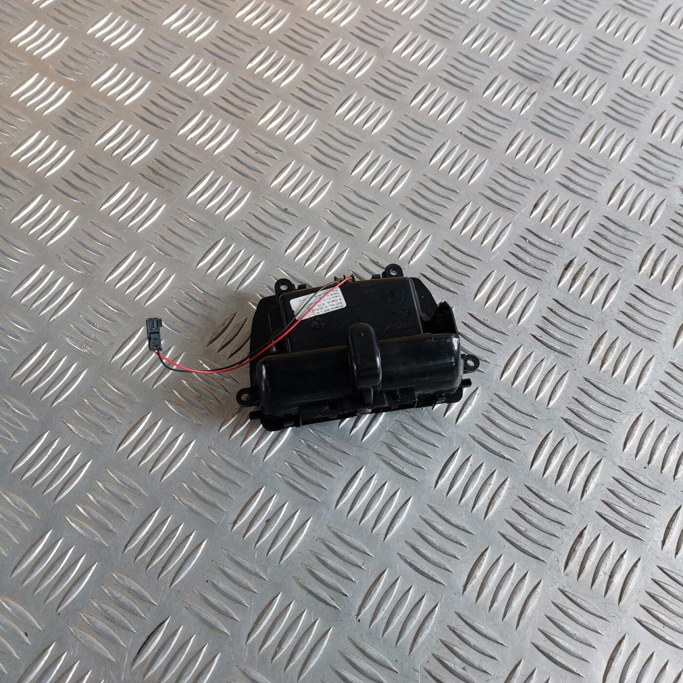 Pelnu trauks priekš BMW 520D F11 2011 TOURING 3 Pelnu trauks priekš BMW 520D F11 2011 TOURING