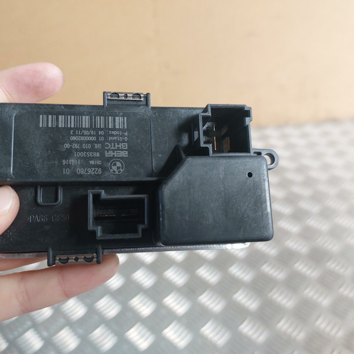 Salona ventilatora rezistors priekš BMW 520D F11 2011 TOURING 3 Salona ventilatora rezistors priekš BMW 520D F11 2011 TOURING