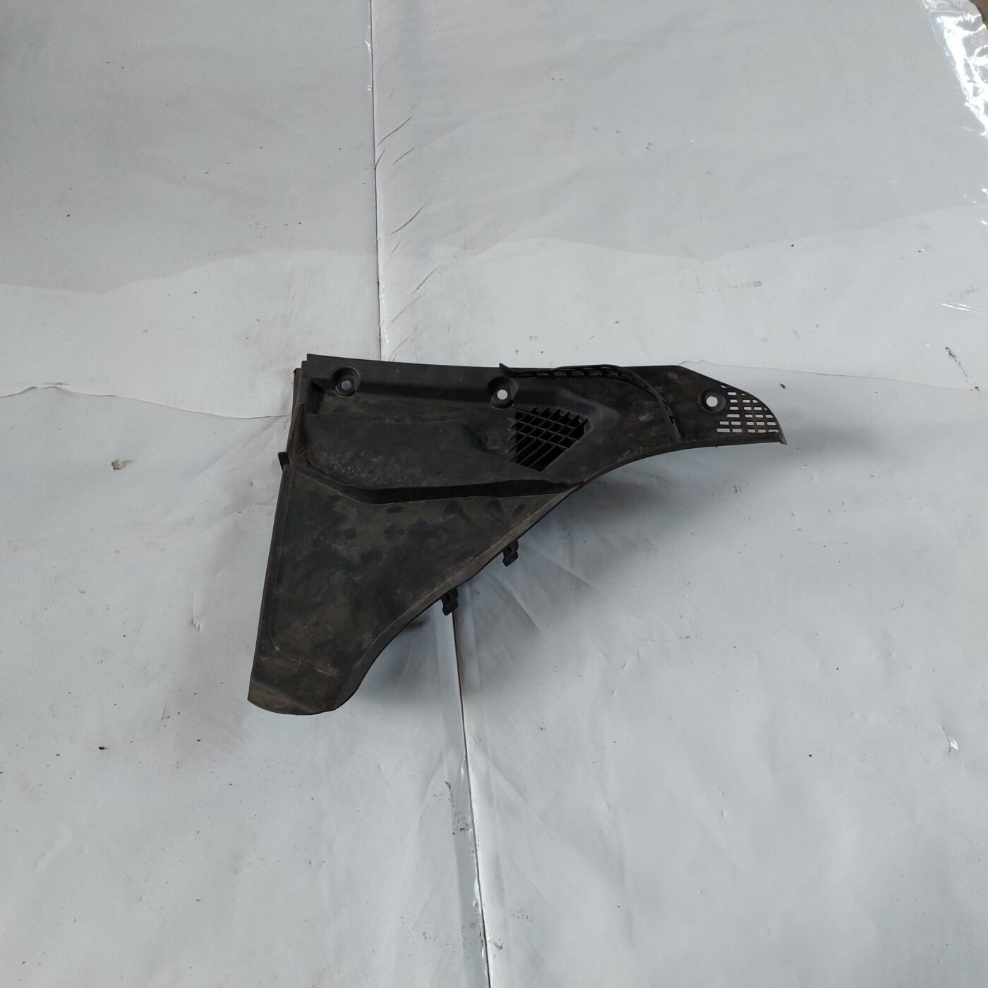 Vējstikla uzlika (deflektors) priekš BMW 520D F11 2011 TOURING