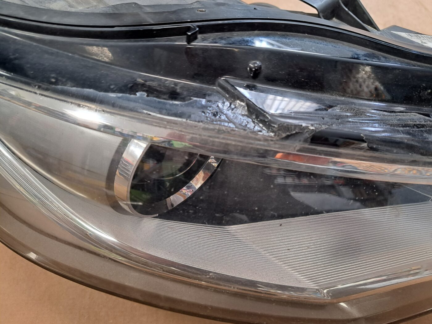 Priekšējais labais lukturis priekš AUDI A6 C7 2010-2015 4G0941006C 4 Priekšējais labais lukturis priekš AUDI A6 C7 2010-2015 4G0941006C