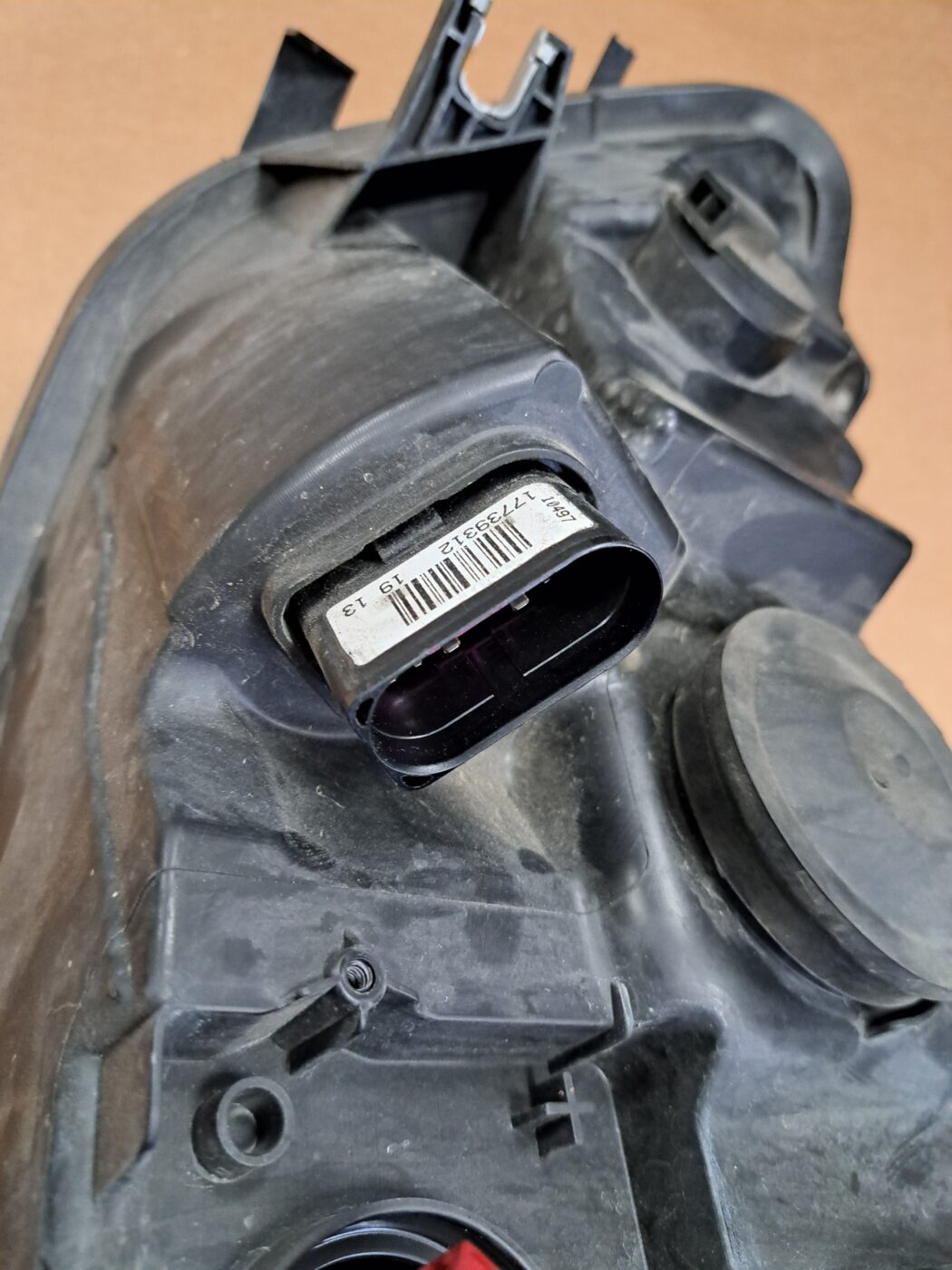 Priekšējais labais lukturis priekš AUDI A6 C7 2010-2015 4G0941006C 10 Priekšējais labais lukturis priekš AUDI A6 C7 2010-2015 4G0941006C