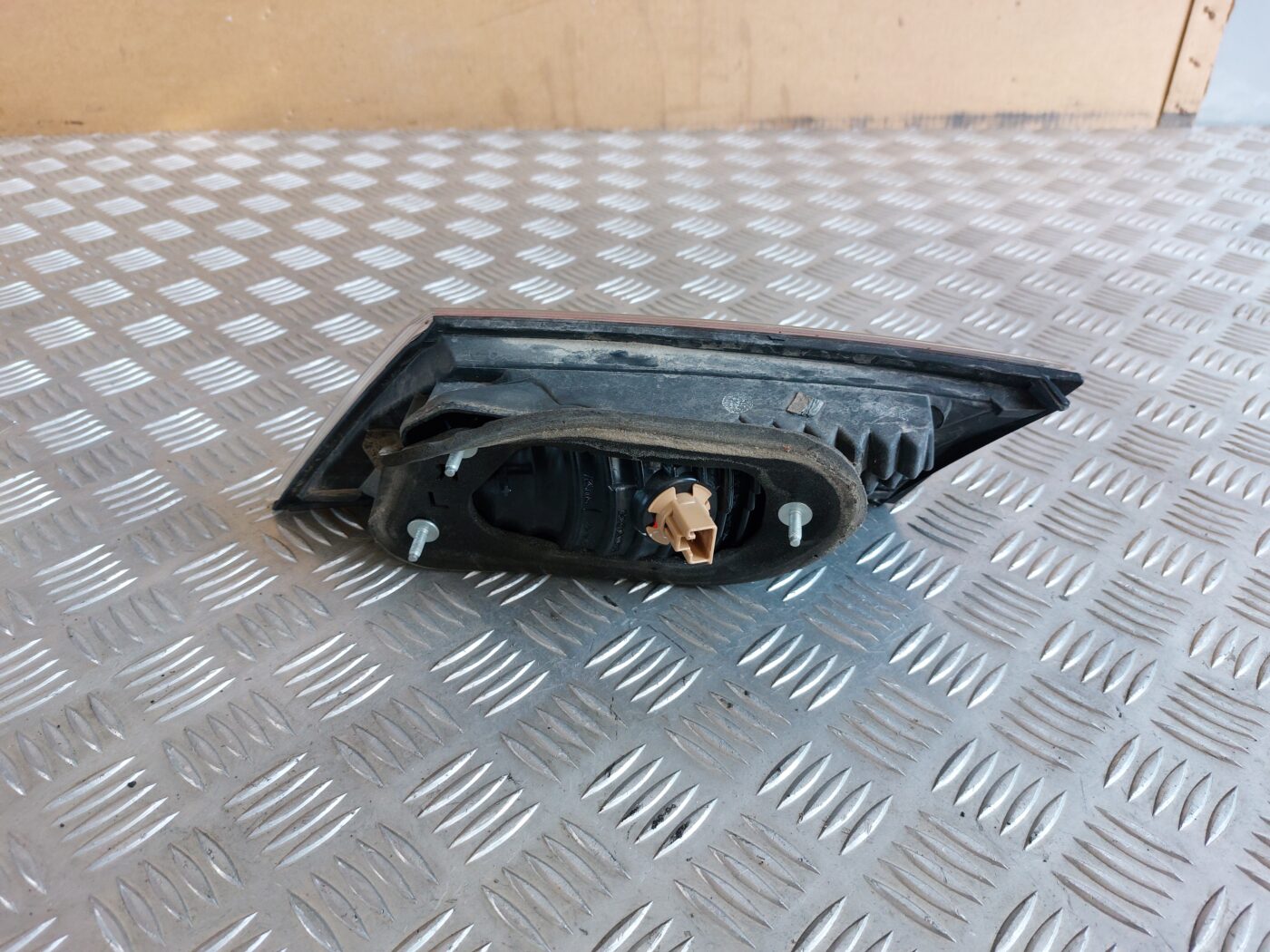 Bagāžnieka vāka kreisais lukturis priekš HONDA CIVIC 2006