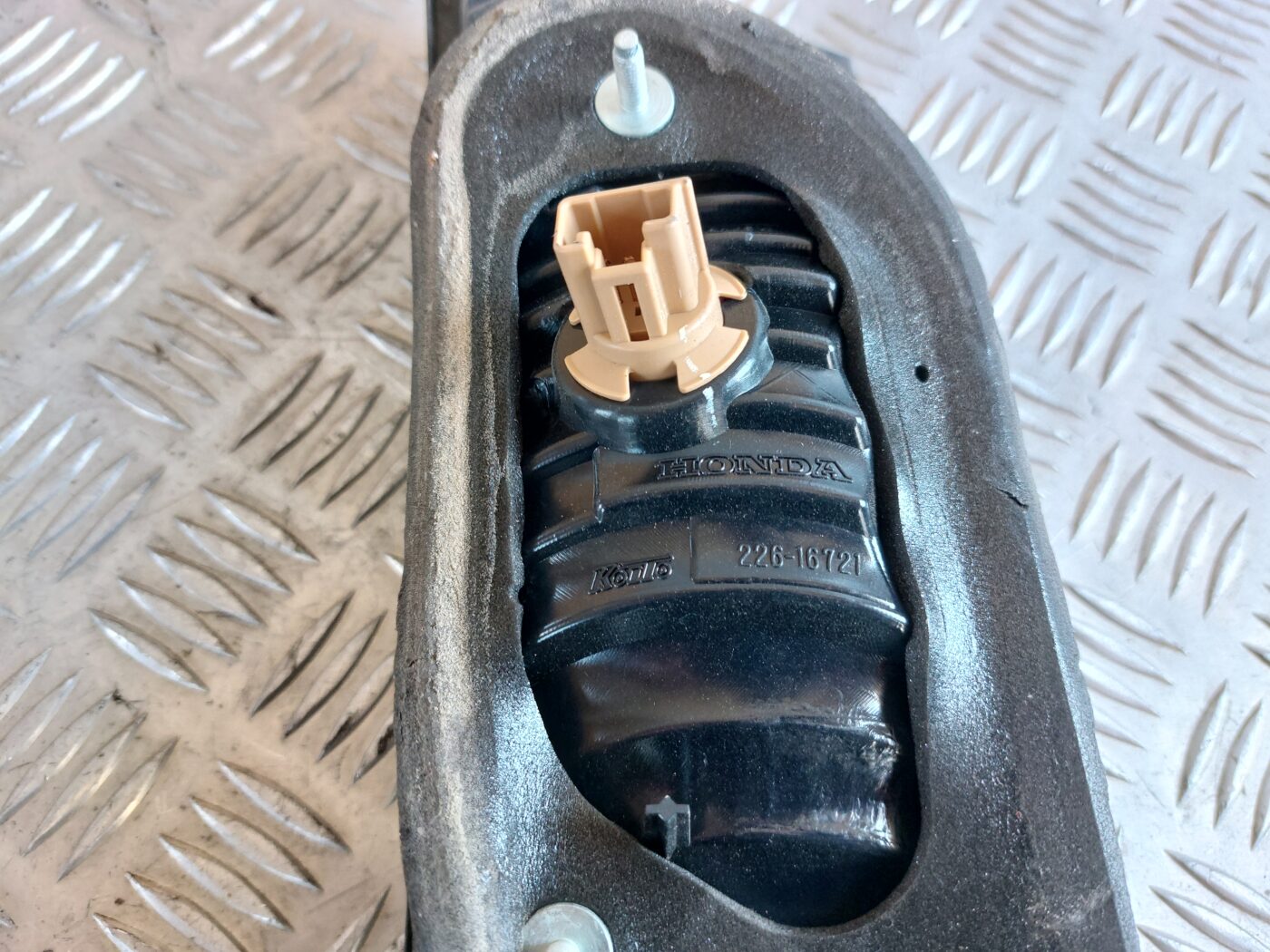 Bagāžnieka vāka kreisais lukturis priekš HONDA CIVIC 2006