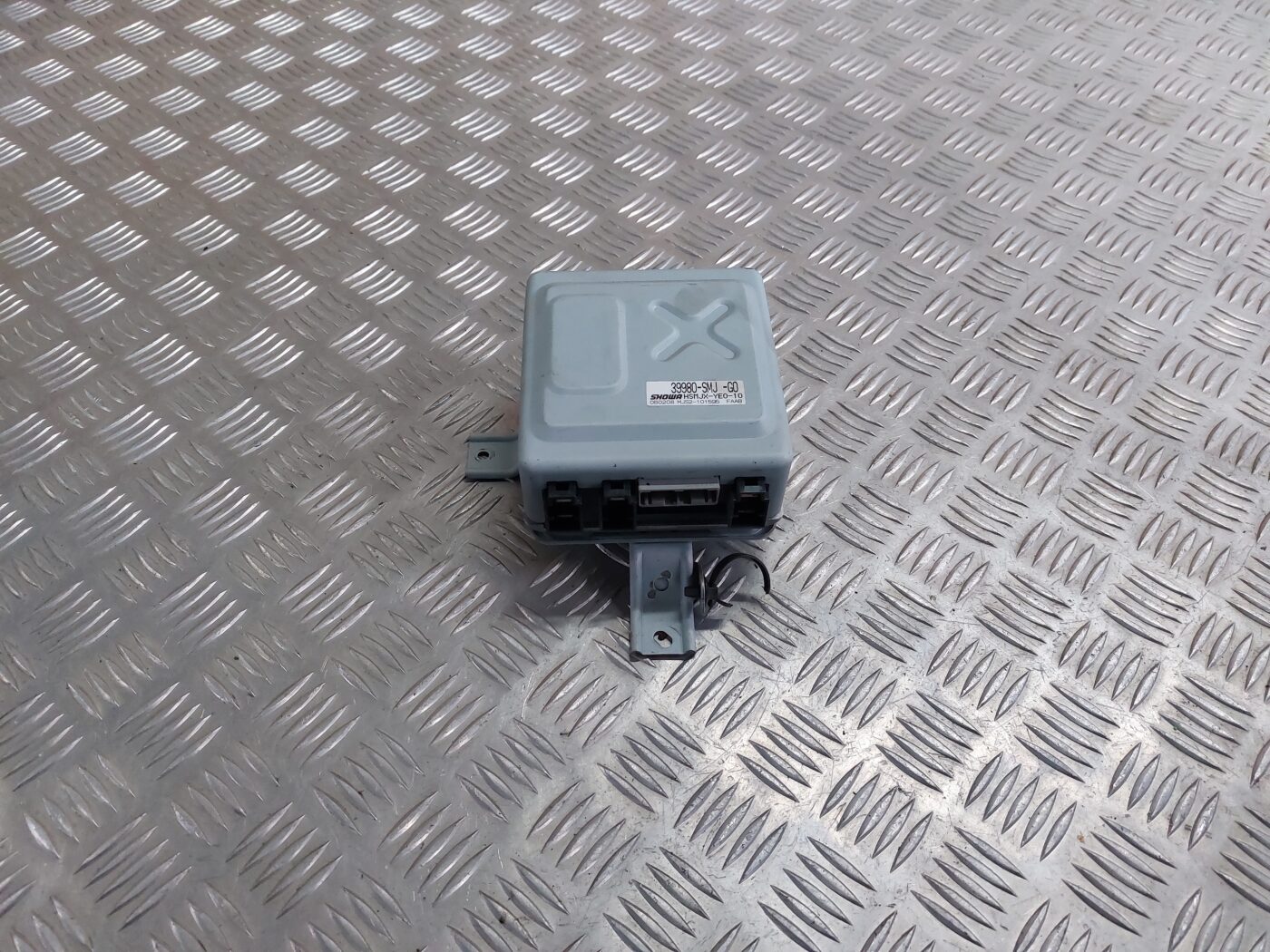 Hidrauliska pastiprinātāja vadības bloks priekš HONDA CIVIC 2006 1 Hidrauliska pastiprinātāja vadības bloks priekš HONDA CIVIC 2006