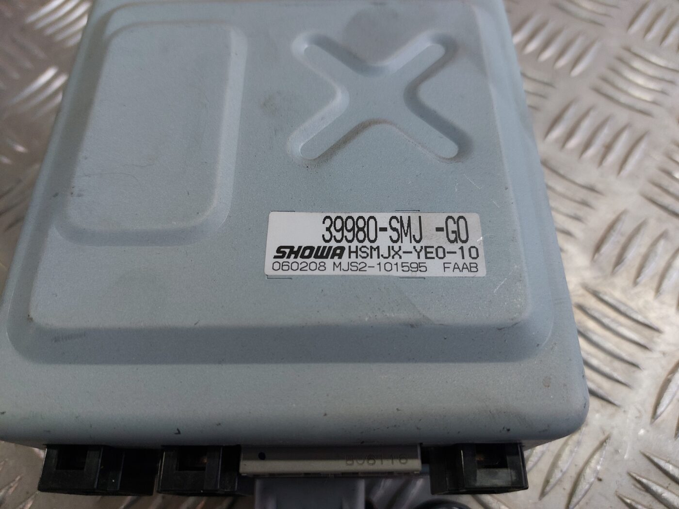 Hidrauliska pastiprinātāja vadības bloks priekš HONDA CIVIC 2006 2 Hidrauliska pastiprinātāja vadības bloks priekš HONDA CIVIC 2006