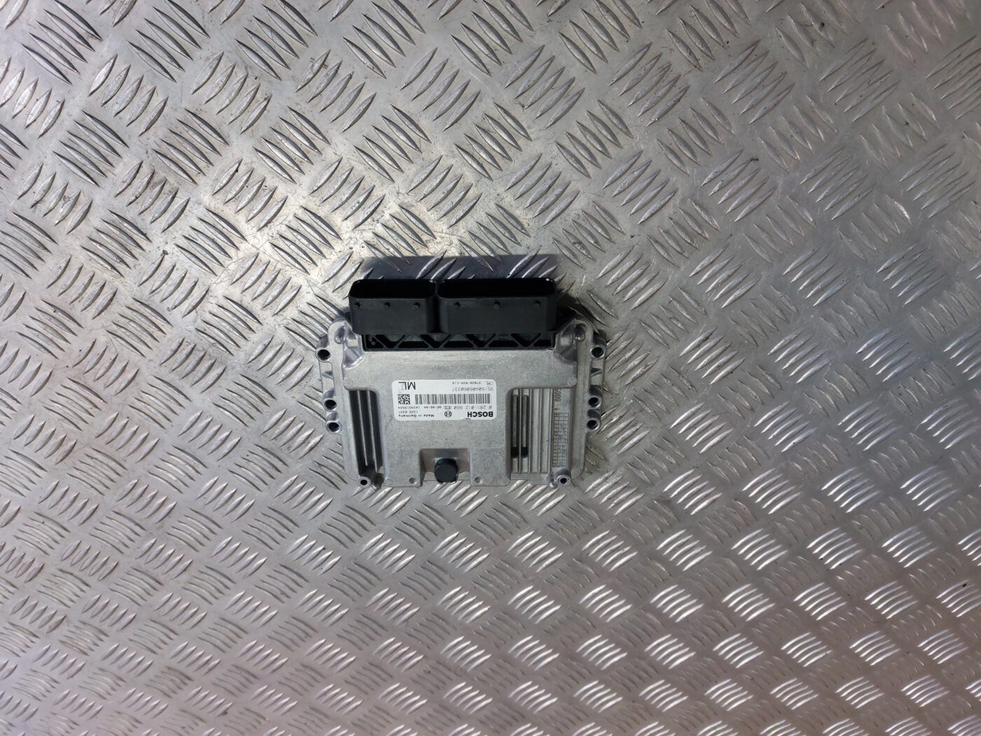 Dzinēja vadības bloks priekš HONDA CIVIC 2006 1 Dzinēja vadības bloks priekš HONDA CIVIC 2006