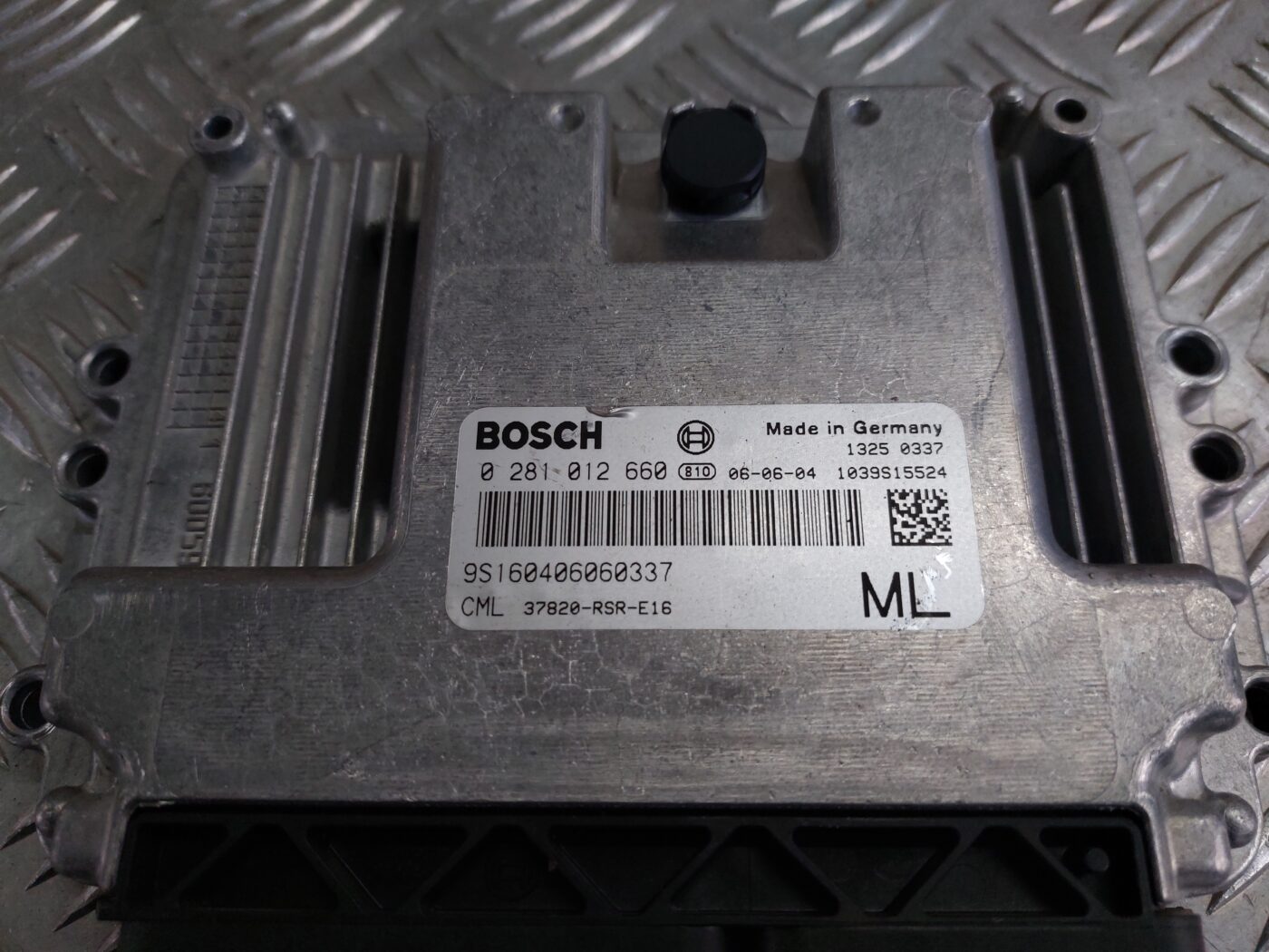 Dzinēja vadības bloks priekš HONDA CIVIC 2006 2 Dzinēja vadības bloks priekš HONDA CIVIC 2006