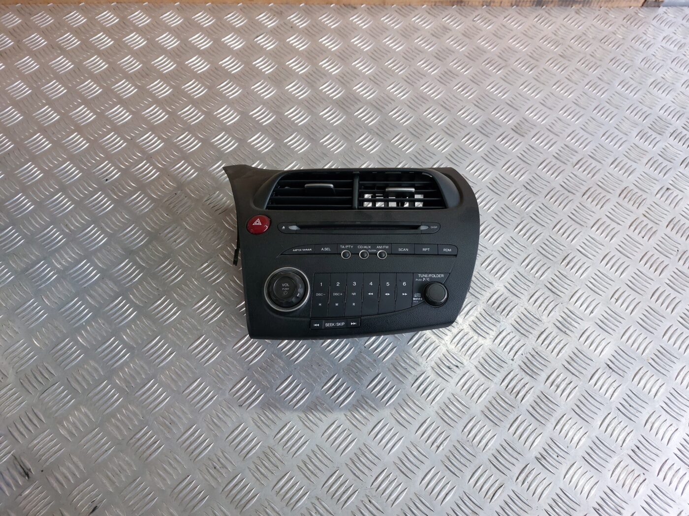 CD/DVD/Navigācijas bloks priekš HONDA CIVIC 2006 1 CD/DVD/Navigācijas bloks priekš HONDA CIVIC 2006