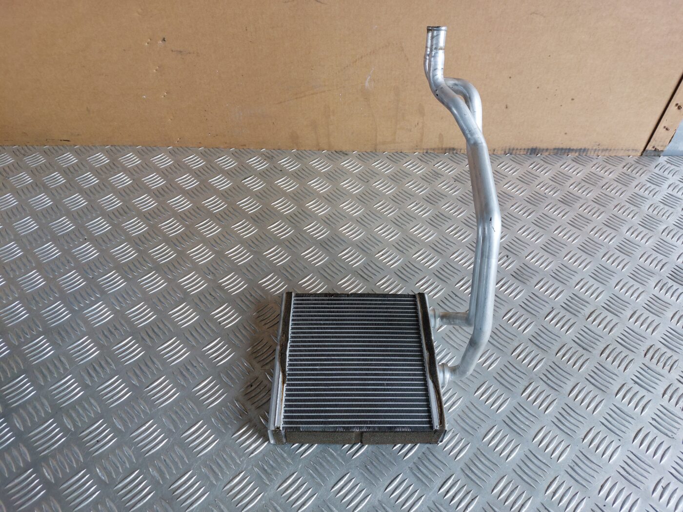 Apsildes sistēmas radiators priekš HONDA CIVIC 2006 1 Apsildes sistēmas radiators priekš HONDA CIVIC 2006