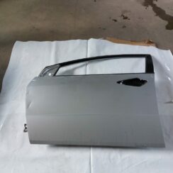 Priekšējās kreisās durvis priekš HONDA CIVIC 2006