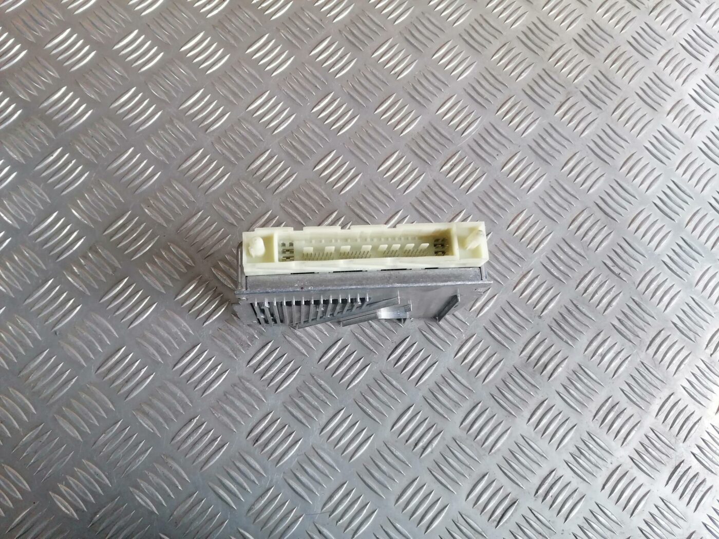 Pārnesumkārbas vadības bloks priekš VOLVO S80 2004