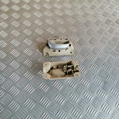 Salona durvju rokturis priekš VOLVO S80 2004