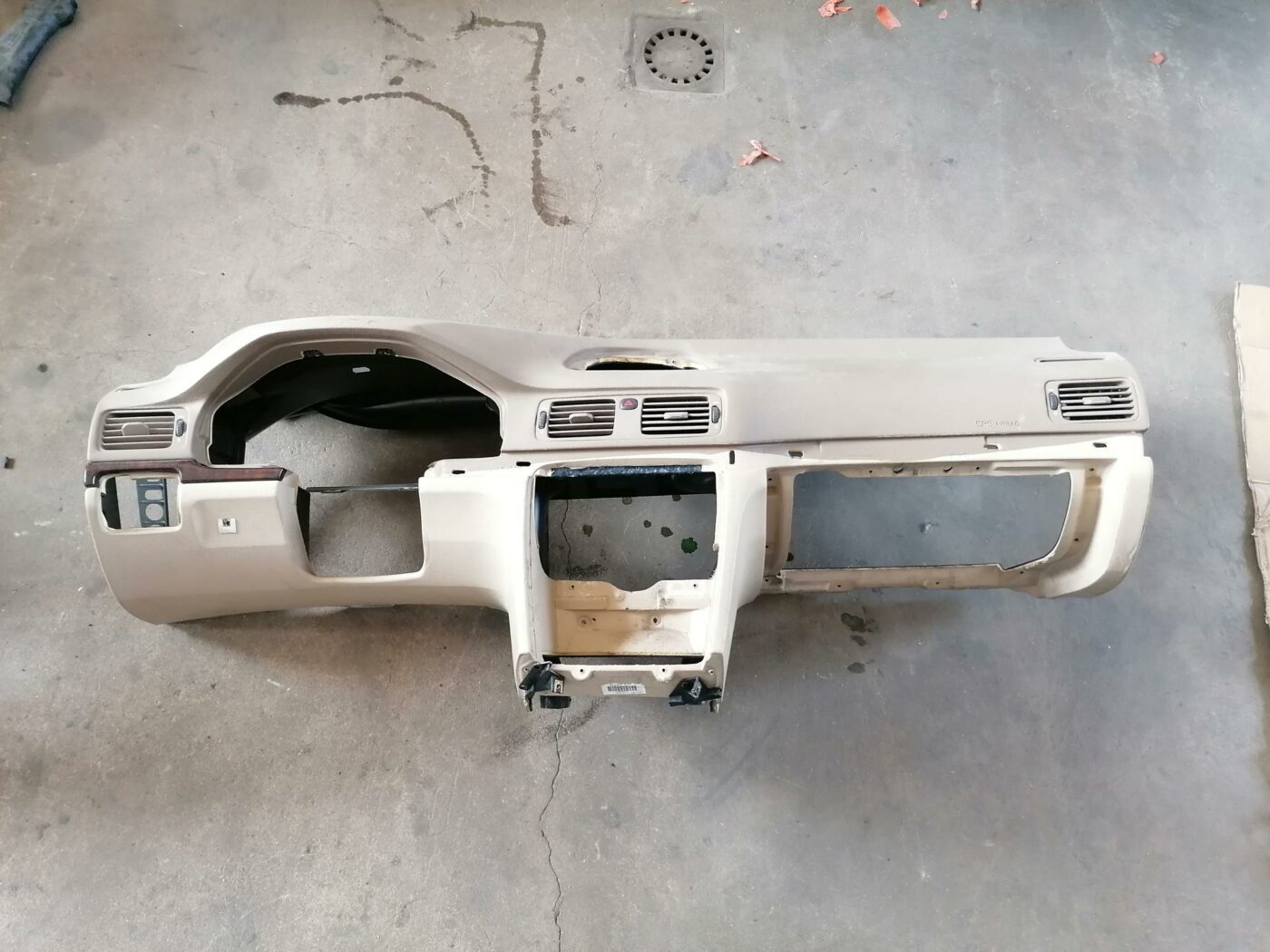 Mērinstrumentu panelis priekš VOLVO S80 2004 1 Mērinstrumentu panelis priekš VOLVO S80 2004