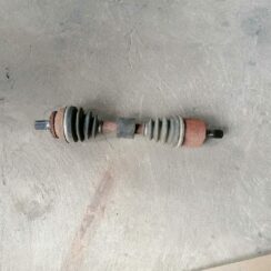 Pusass priekšējā kreisā priekš VOLVO S80 2004