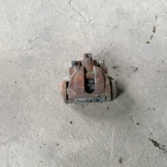 Aizmugurējais labais suports priekš VOLVO S80 2004