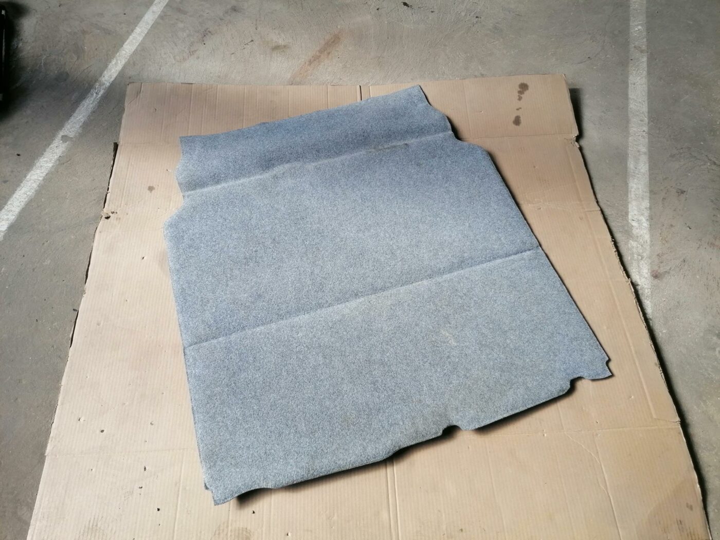 Bagāžnieka grīda priekš VOLVO S80 2004 1 Bagāžnieka grīda priekš VOLVO S80 2004