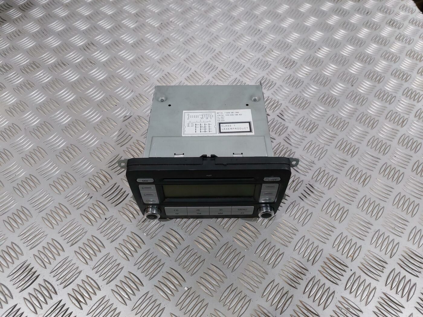 CD/DVD/Navigācijas bloks priekš VW JETTA 2008 1 CD/DVD/Navigācijas bloks priekš VW JETTA 2008