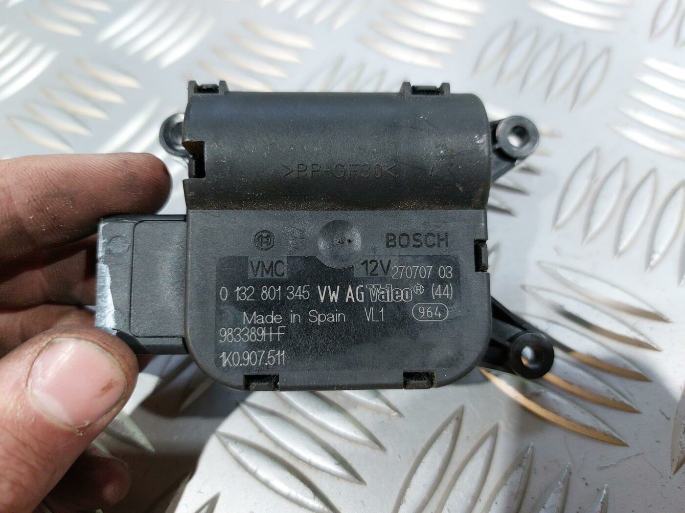 Apsildes sistēmas aktuators priekš VW JETTA 2008