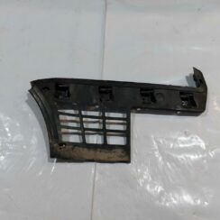 Aizmugurējā spārna un bufera stiprinājums priekš VW JETTA 2008