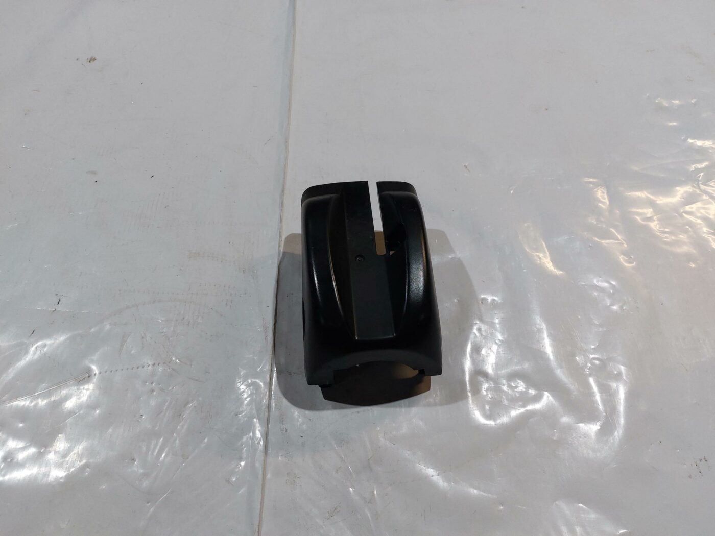 Stūres statnes putekļu aizsargs (salonā) priekš VW JETTA 2008