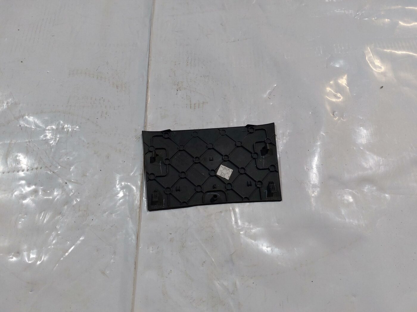 Mērinstrumentu paneļa apakšēja apdare priekš VW JETTA 2008 2 Mērinstrumentu paneļa apakšēja apdare priekš VW JETTA 2008