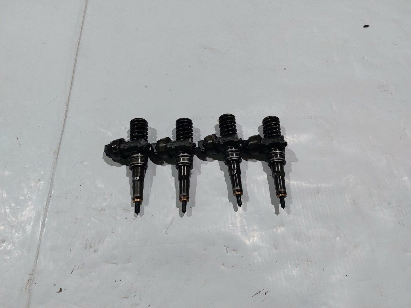 Degvielas smidzinātājs priekš VW JETTA 2008