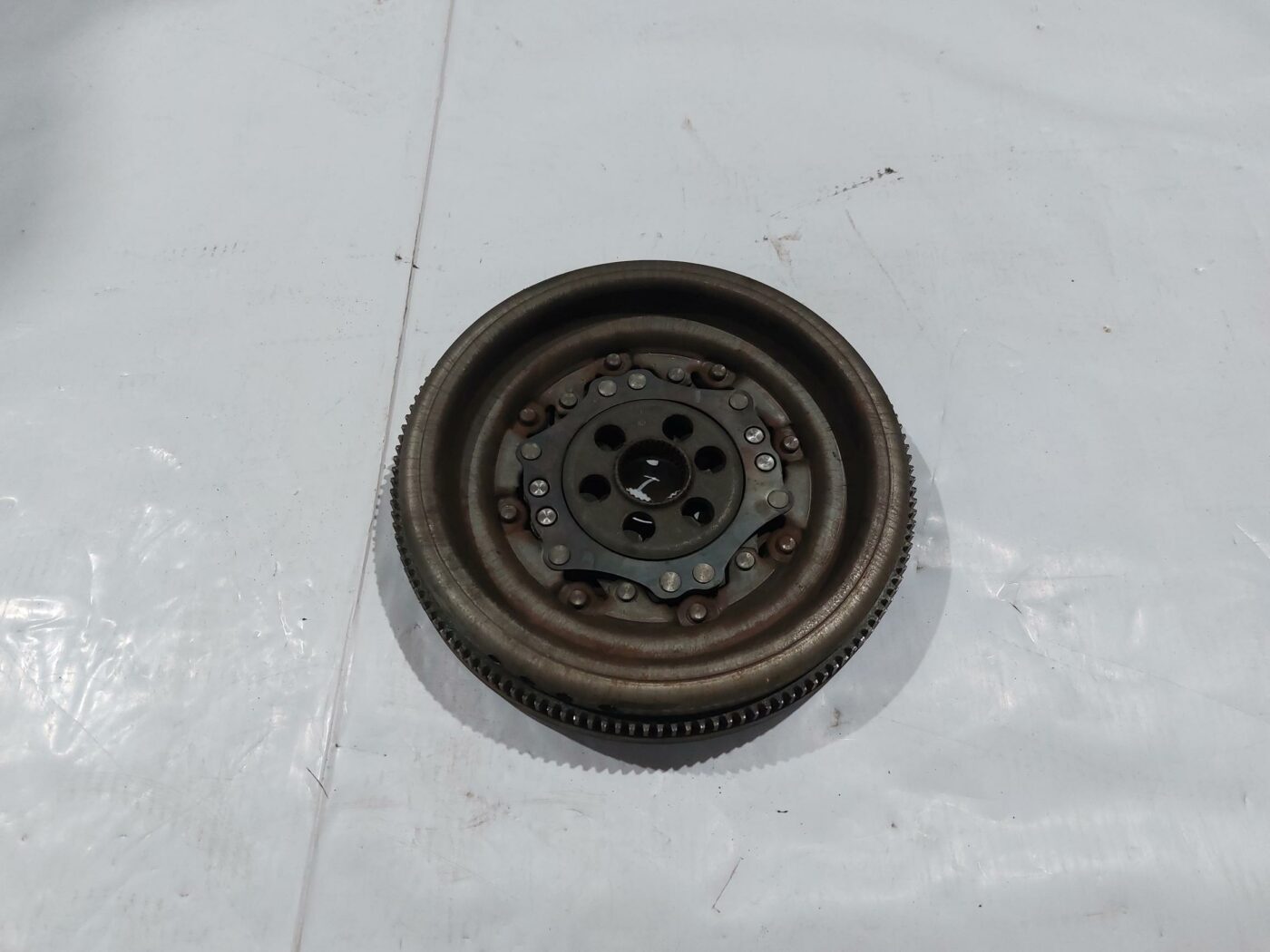 Spararats priekš VW JETTA 2008 1 Spararats priekš VW JETTA 2008