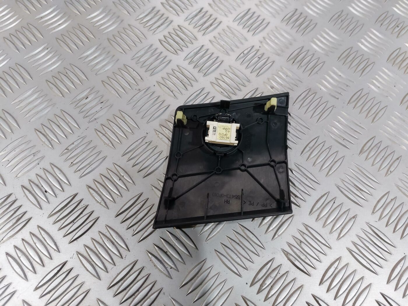 Mērinstrumentu paneļa skaļrunis priekš TOYOTA COROLLA VERSO 2006