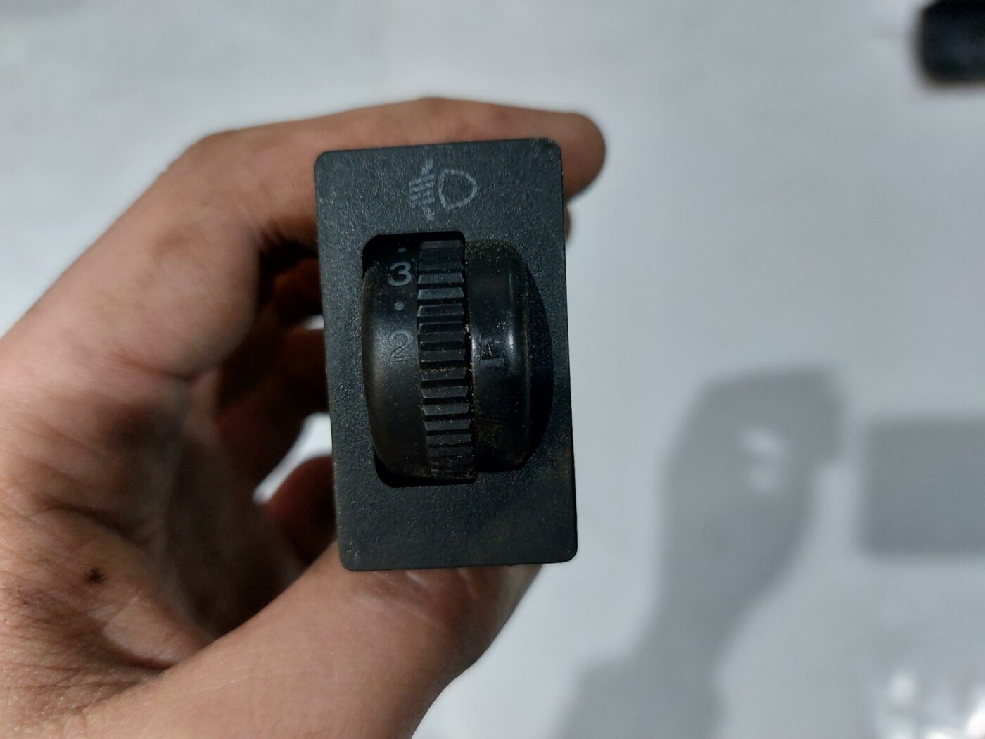 Lukturu augstuma regulēšanas poga priekš TOYOTA COROLLA VERSO 2006 2 Lukturu augstuma regulēšanas poga priekš TOYOTA COROLLA VERSO 2006