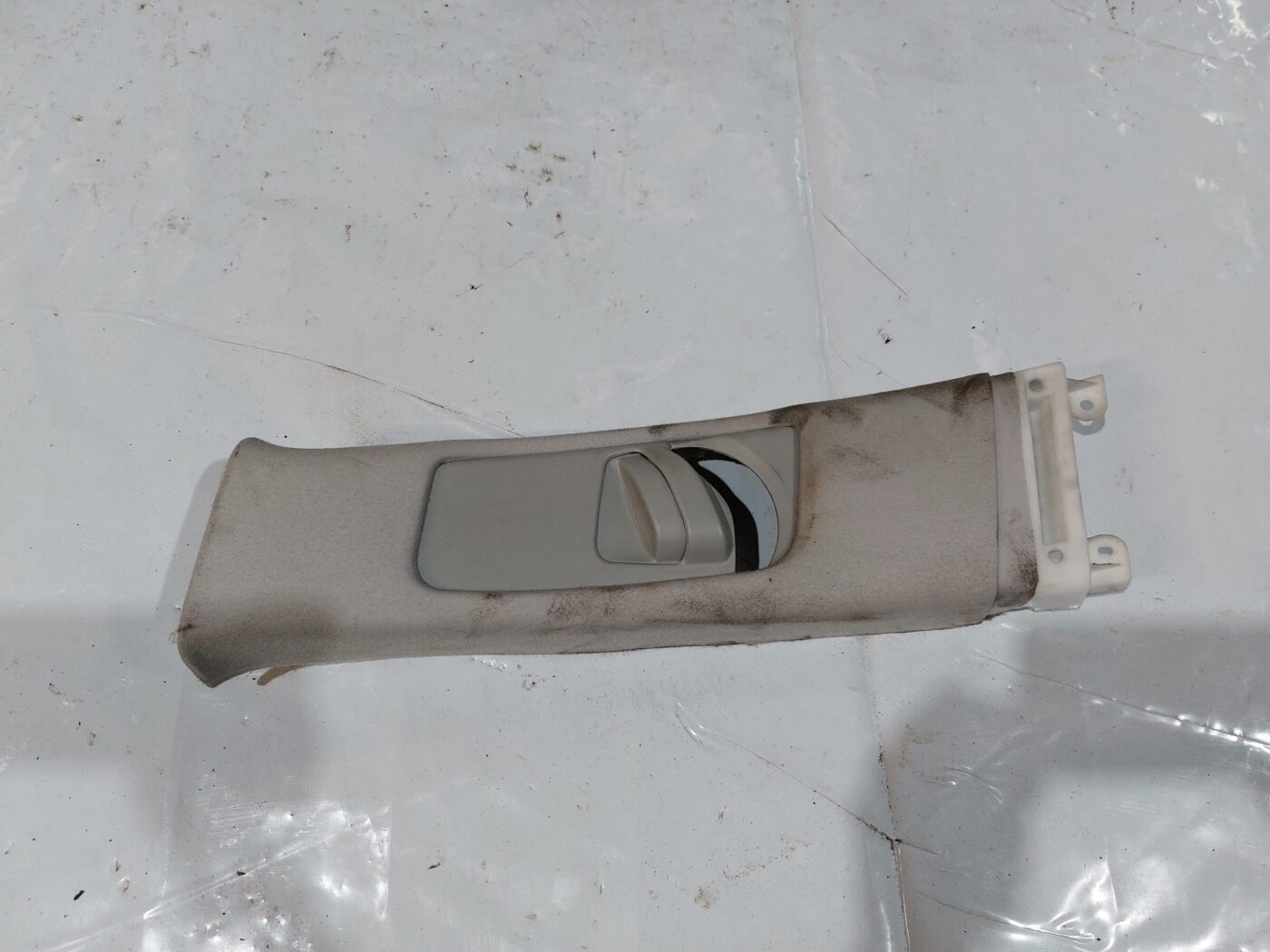 Vidējas salona statnes apdare priekš TOYOTA COROLLA VERSO 2006 1 Vidējas salona statnes apdare priekš TOYOTA COROLLA VERSO 2006